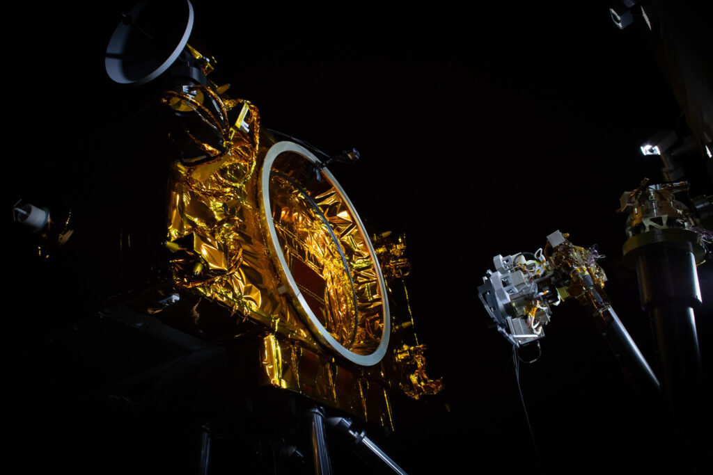 Testing Satellite servicing technologies